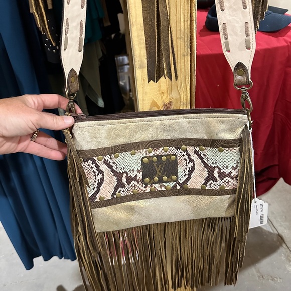 Keep it Gypsy Maxine Snake - Picture 6 of 6